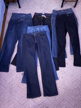 Women’s Jeans Lot Bundle (8 Pairs) Size 4–7 | William Rast, Q-Baby - And More